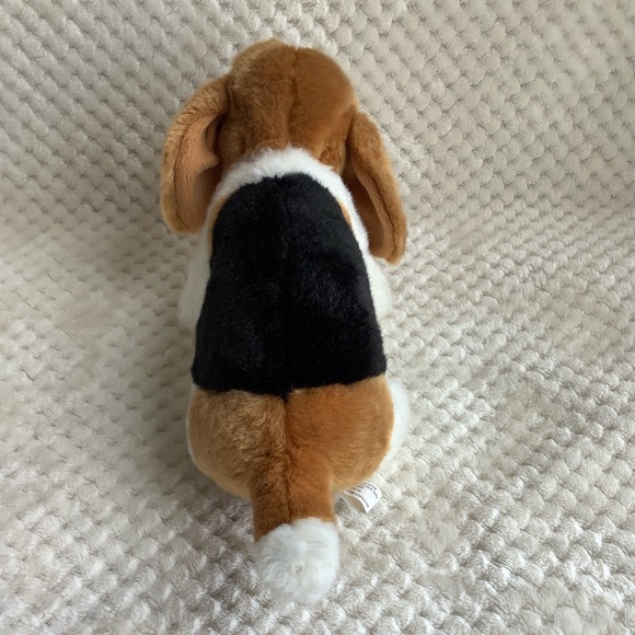 DEMDACO Plush Beagle Basset Hound Realistic Puppy Dog Stuffed Animal Toy - Picture 7 of 16